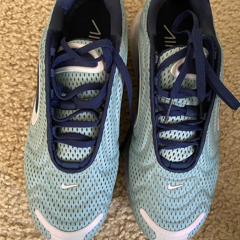 Nike NEW sneakers